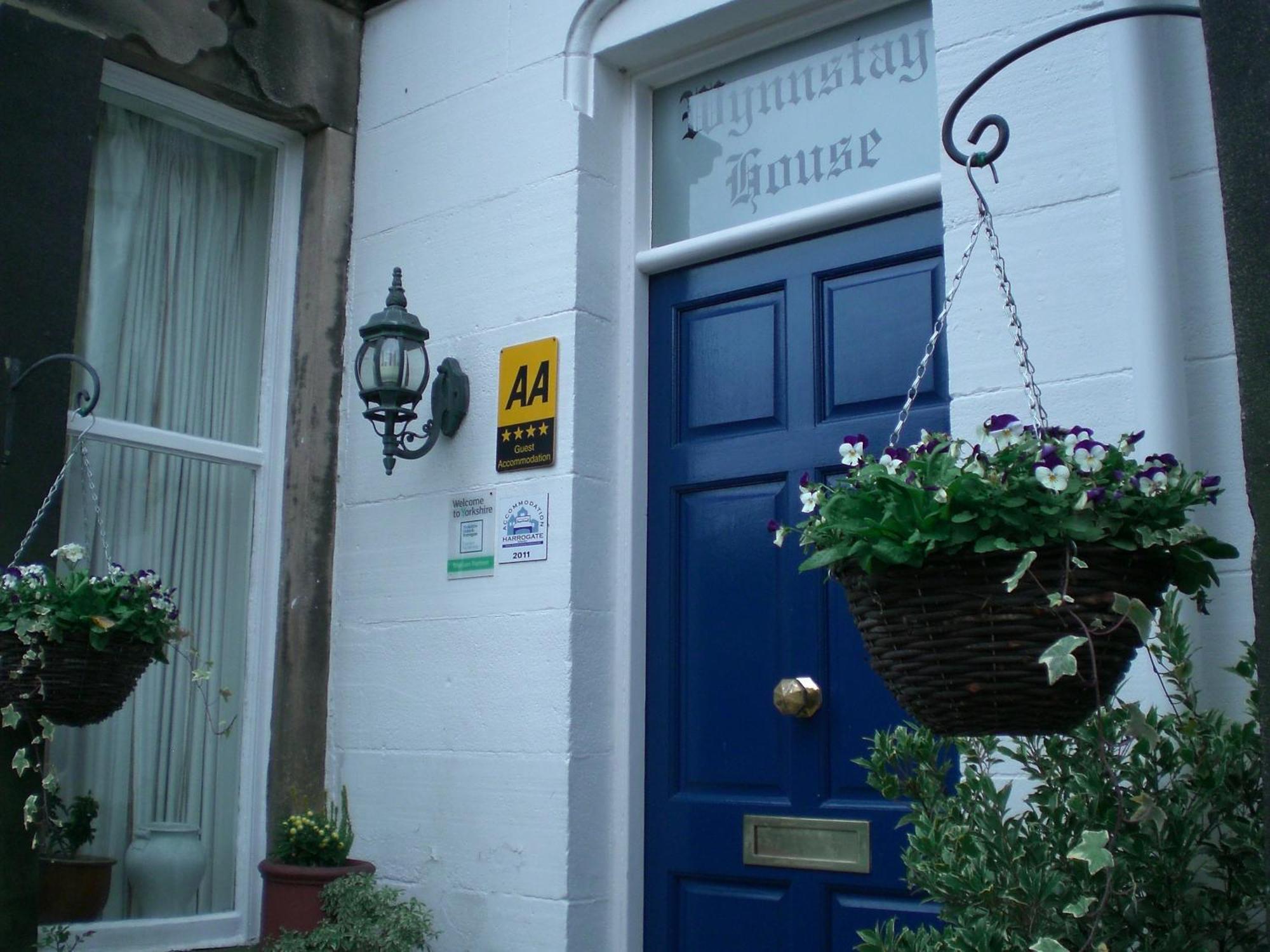 Wynnstay House Харогейт Екстериор снимка