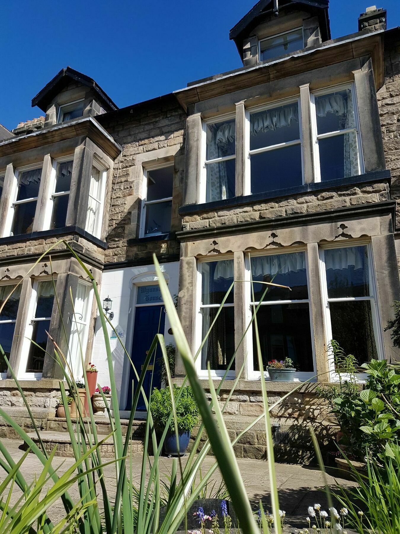 Wynnstay House Харогейт Екстериор снимка